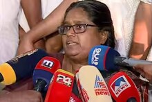 'വസ്ത്രാക്ഷേപം നടത്തി, കൊന്നുകളയെടാ എന്ന് ലോക്കൽ‌ സെക്രട്ടറി ആക്രോശിച്ചു'; സിപിഎമ്മിനെതിരെ കൗൺസിലർ കലാരാജു