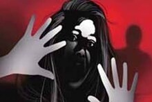 കോഴിക്കോട് സെക്സ് റാക്കറ്റ് സംഘത്തിൽ നിന്ന് രക്ഷപെട്ട് 17കാരി പൊലീസ് സ്റ്റേഷനിൽ അഭയം തേടി