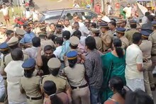 കൂത്താട്ടുകുളം നഗരസഭയിൽ നാടകീയ രംഗങ്ങൾ; കൂറുമാറുമെന്ന ഭയത്താൽ സിപിഎം കൗൺസിലറെ കടത്തിക്കൊണ്ടുപോയി