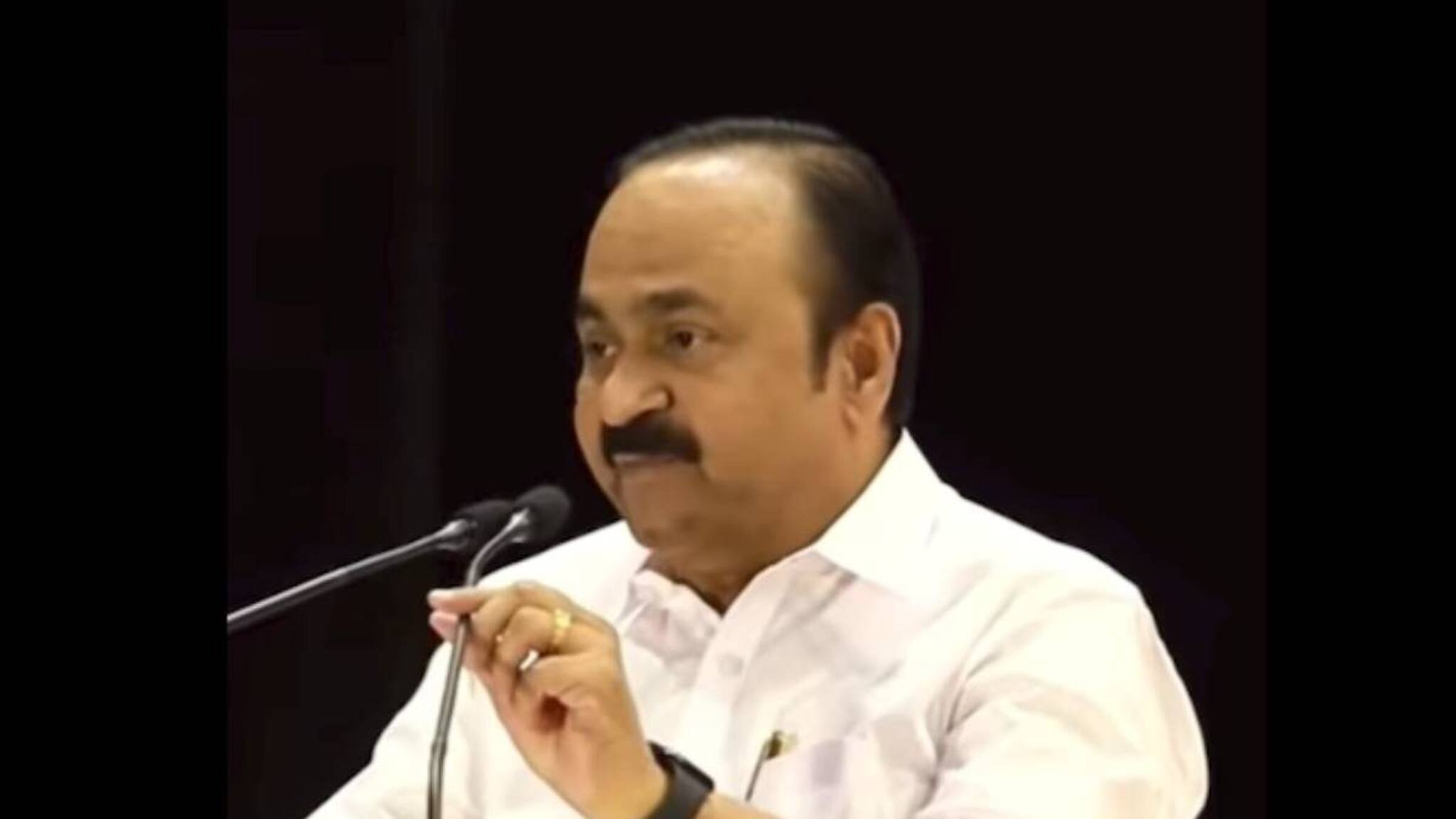 സനാതന ധര്‍മ്മം ഈ രാജ്യത്തെ മുഴുവന്‍ ആളുകളുടെയും പാരമ്പര്യവും പൈതൃകവും; പ്രതിപക്ഷ നേതാവ് വി ഡി സതീശൻ ശിവഗിരിയില്‍ നടത്തിയ പ്രസംഗം