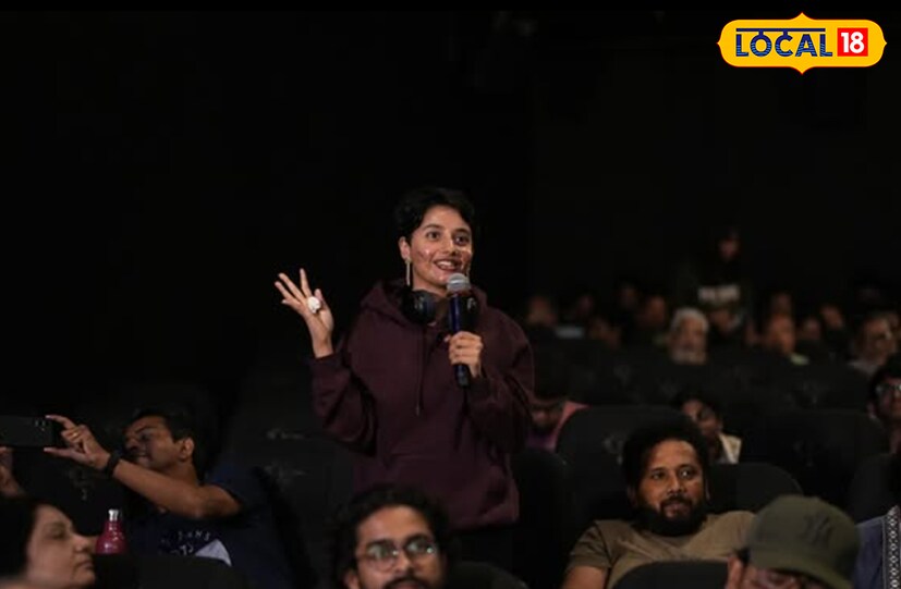 [caption id="attachment_713731" align="alignnone" width="1054"] തിരഞ്ഞെടുത്ത സിനിമകളുടെ പ്രദർശനത്തിന് ശേഷം Q&amp;A സെഷനും ഉണ്ടായിരുന്നു. ആരാധകരുടെ ചോദ്യങ്ങളും സംശയങ്ങളും കേട്ട് വിശദമായ മറുപടി നൽകാൻ അദ്ദേഹം ശ്രദ്ധിച്ചു. രണ്ട് ദിവസത്തെ എക്സൈറ്റിംഗ് ഇവൻ്റ് കൊടിയിറങ്ങിയപ്പോൾ അവിടെ നിന്നിറങ്ങിയ ഓരോ മനുഷ്യരുടേയും മനസ്സ് നിറഞ്ഞിരുന്നു എന്നതിൽ സംശയമില്ല.</dd>
 	<dd>[/caption]