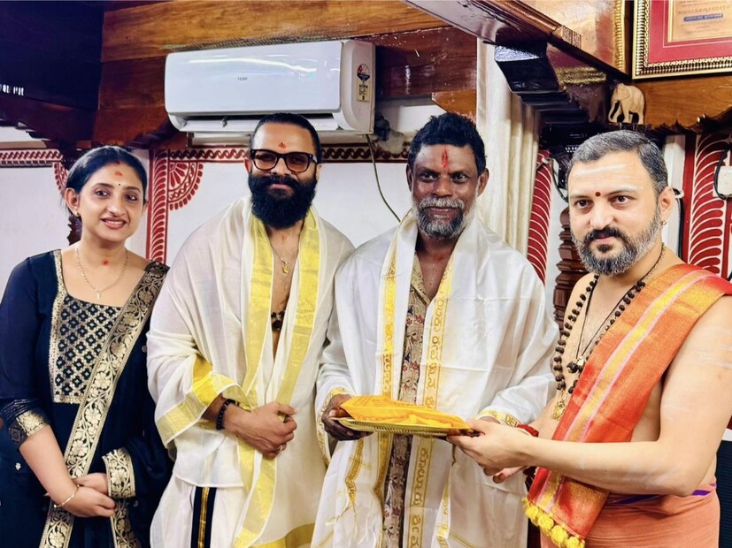  ആട് 3 വൺ ലാസ്റ്റ് റൈഡ് എന്ന് പേരിട്ടിരിക്കുന്ന ചിത്രം കഴിഞ്ഞ വർഷം ഒക്ടോബറിലാണ് മിഥുൻ മാനുവൽ പ്രഖ്യാപിച്ചത്. ചിത്രത്തിനായുള്ള അണിയറ പ്രവർത്തനങ്ങൾ ആരംഭിച്ചതായാണ് റിപ്പോർട്ട്.