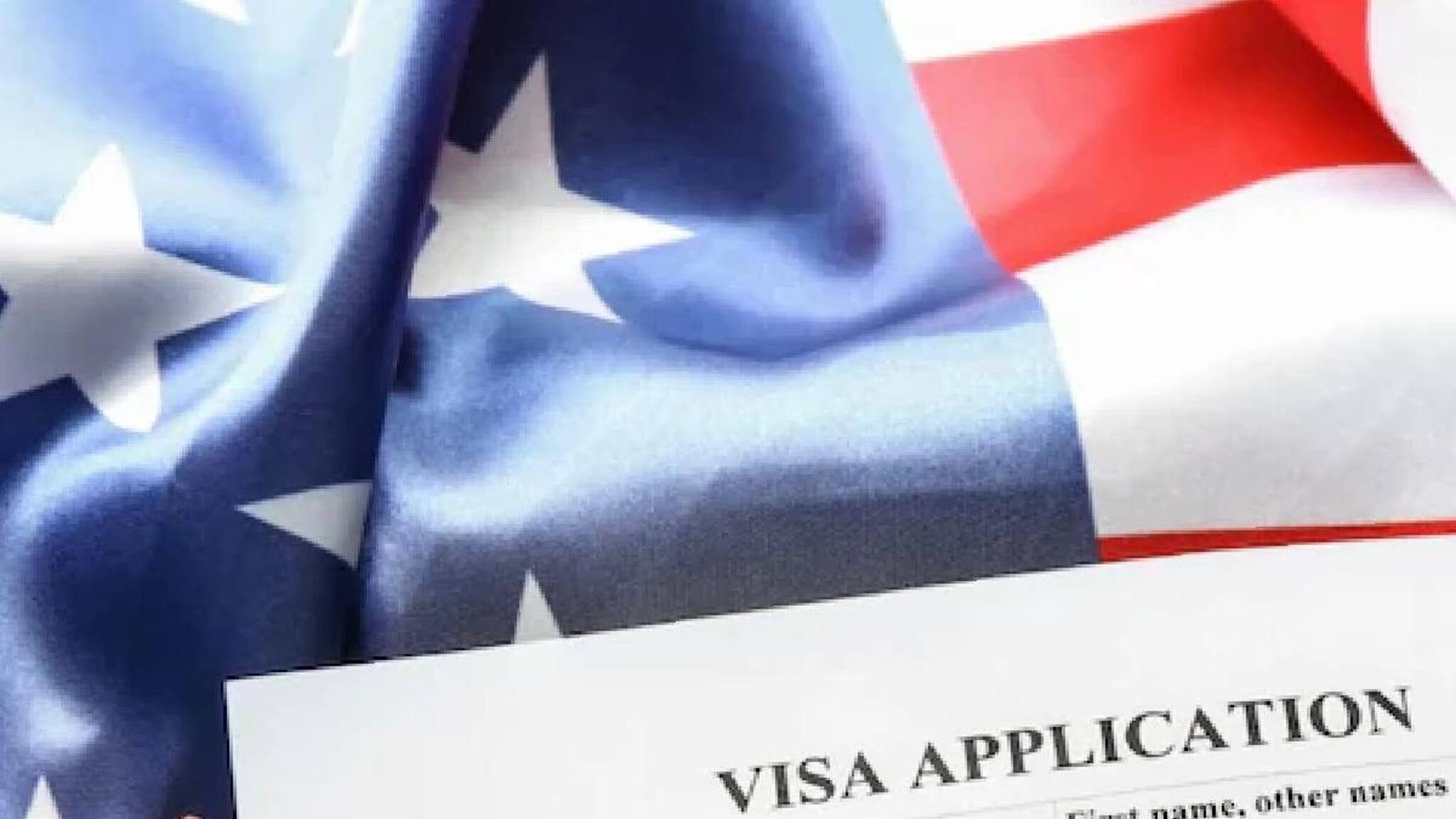 അമേരിക്കയിൽ ട്രംപിന്റെ 50 ലക്ഷം ഡോളറിന്റെ ഗോള്‍ഡ് കാര്‍ഡ് ഇന്ത്യക്കാര്‍ക്ക് ഗുണമോ? ഇബി-5 വിസയ്ക്ക് പകരമാകുമോ?