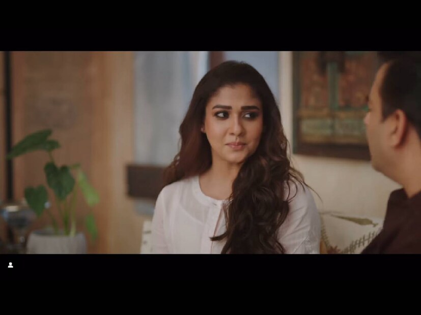 ഒരുകാലത്ത് ഗോസിപ് കോളങ്ങളിൽ ആവർത്തിച്ചാവർത്തിച്ച് നിറഞ്ഞ പേരാണ് നടി നയൻ‌താരയുടെയും ചിമ്പു എന്ന ചിലമ്പരസൻറെയും. നയൻ‌താരയുടെ കരിയറിന്റെ ആദ്യ നാളുകളിലാണ് ഇവർ തമ്മിലെ അടുപ്പത്തിന്റെ ആഴമേറിയത്. എന്നാലിത് അധികനാൾ നീണ്ടില്ല. പരസ്പരം പഴിപറയാതെയും, ചെളി വാരിയെറിയാതെയുമുള്ള മാന്യമായ വേർപിരിയലായിരുന്നു ഇവരുടേത്. ശേഷം രണ്ടുപേരും ഇരുവഴി പിരിഞ്ഞു. നയൻ‌താര വിഗ്നേഷ് ശിവനെ വിവാഹം ചെയ്ത് കുഞ്ഞുങ്ങളുമായി ജീവിക്കുന്നു. ചിലമ്പരസൻ എന്ന ചിമ്പു ഇന്നും അവിവാഹിതനായി തുടരുകയാണ് 