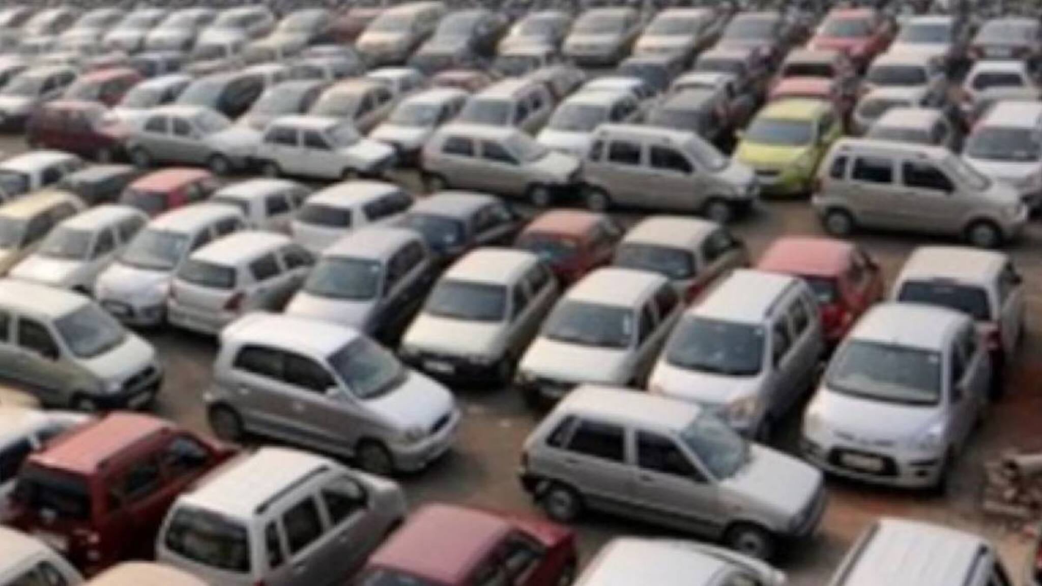 Kerala Budget 2025| 15 വര്‍ഷം കഴിഞ്ഞ സ്വകാര്യ വാഹനങ്ങളുടെ നികുതി 50% വര്‍ധിപ്പിച്ചു; ഇരുചക്രവാഹനങ്ങള്‍ക്കും ബാധകം