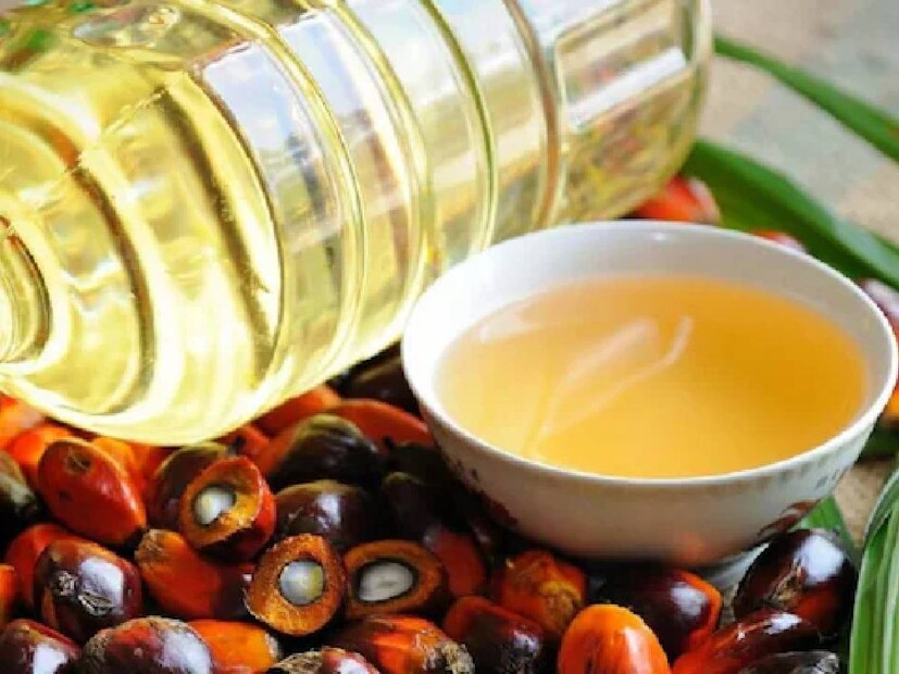 Home remedy for pores on face, egg for clear skin , clear skin ,benefits of applying honey on skin,Get Rid Of Your Skin Problems With Honey, honey face pack for skin, honey for skin, skin care , skin care at home ,Face packs for scars, how to treat pores on face, how to close pores, black spots, dark spots, to get rid of black spots, to get rid of dark spots, ‍skin care, products to help acne scars, oily skin face mask, homemade face mask for oily skin, natural remedies for oily skin, reduce acne naturally, honey for acne, turmeric face mask benefits, aloe vera for oily skin, yogurt for acne,  മുഖത്തെ കുഴികൾ എങ്ങനെ മാറ്റാം, ചർമ്മത്തിലെ പാടുകൾ കുറയ്ക്കാൻ, വീട്ടിൽ ചെയ്യാവുന്ന ഫേസ് പായ്ക്ക്, മുഖത്തെ പാടുകൾ അകറ്റാൻ,പാടുകൾ അകറ്റാൻ ഇതാ ഒരു പൊടികൈ, മുഖത്ത് പാടുകളും ചുളിവുകളും മാറ്റാൻ , തേൻ , മുട്ട , ഒലിവ് ഓയിൽ ,ഹെൽത്ത് ന്യൂസ് , സ്കിൻ , ചർമ്മ സംരക്ഷണം 