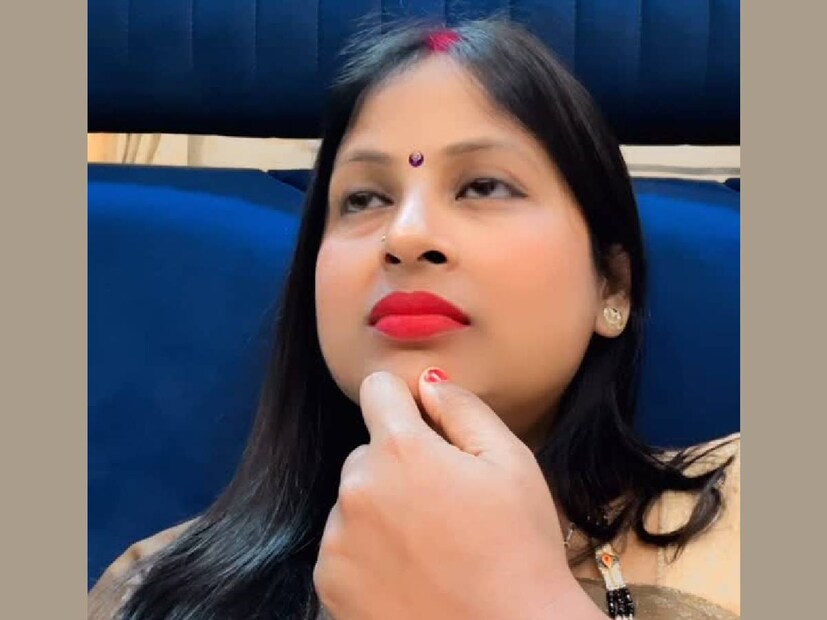 ആറ് മക്കളുള്ള ഇടത്തരം കുടുംബത്തിലെ മകളാണ് അൽക്ക ജയ്‌സ്വാൾ. അച്ഛൻ സർക്കാർ ജീവനക്കാരനായിരുന്നു. ആറാം വയസിൽ ടി.ബി. പിടിപെടുകയും, മോചിതയാവുകയും ചെയ്തു അൽക്ക. വെല്ലുവിളികൾക്കിടെ പഠനം പൂർത്തിയാക്കി. സന്തോഷം നിറഞ്ഞ കുടുംബ ജീവിതം സ്വപ്നം കണ്ട പെൺകുട്ടിയായിരുന്നു അവർ. എന്നാൽ ജാതകദോഷം കാരണം, അതേ ജാതകദോഷമുള്ള യുവാവിനെ വീട്ടുകാർ അൽക്കക്കായി കണ്ടെത്തി. വരൻ സർക്കാർ ഉദ്യോഗസ്ഥൻ എന്ന് പറഞ്ഞാണ് വിവാഹം നടന്നത്. എന്നാൽ, അൽക്കക്ക് അത് ജീവിതത്തിലെ ഏറ്റവും വലിയ പേടിസ്വപ്നമായി മാറാൻ തുടങ്ങുകയായിരുന്നു (തുടർന്ന് വായിക്കുക)