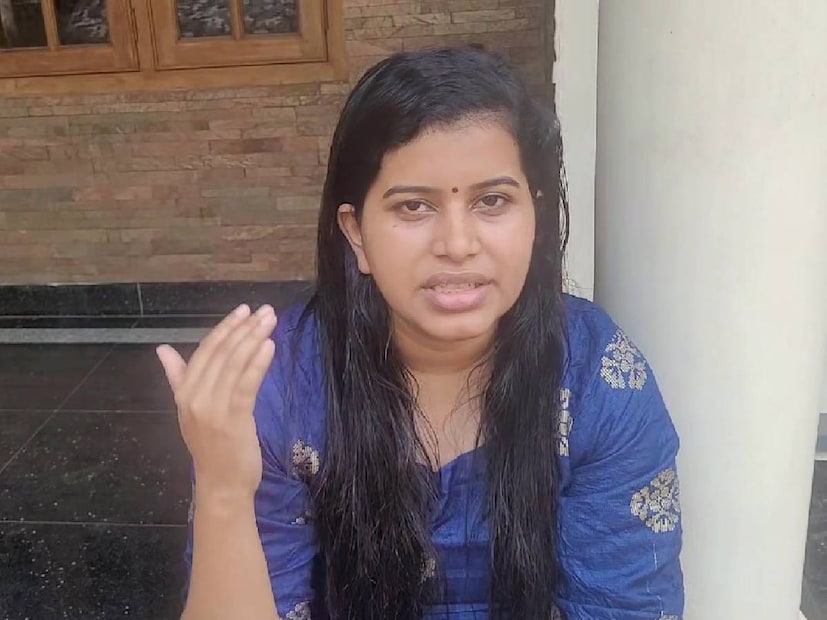 'എന്റെ കയ്യിൽ പത്തു കോടി രൂപ കൊടുക്കാനില്ല. അങ്ങനെയെങ്കിൽ ഞാൻ ജയിലിൽ പോയി കിടന്നോളാം. എന്റെ കയ്യിൽ ഉള്ള കാശല്ലേ കൊടുക്കാൻ പറ്റൂ. ജയിലിൽ കിടക്കുന്നതിൽ എനിക്കൊരു നാണക്കേടുമില്ല. ഇതൊക്കെയാണ് മാനനഷ്‌ടമെന്നു പറയുന്നതെങ്കിൽ, ഇരുപതോ മുപ്പതോ കൊല്ലം ജയിലിൽ കിടക്കാൻ എനിക്ക് നാണക്കേടില്ല. ഞാൻ അതിനേക്കാളേറെ പീഡിപ്പിക്കപ്പെട്ടിട്ടുണ്ട്. നിറയെ ആൾക്കാരുടെ മുന്നിൽ അപമാനിതയായിട്ടുണ്ട്... 