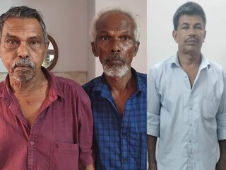 Three people including homeowner arrested for cutting down and selling sandalwood trees from home compound In kollam കൊല്ലം ഓയൂരിൽ വീട്ടുവളപ്പിൽ നിന്ന് ചന്ദനമരം വീട്ടുടമയുടെ അറിവോടെ മുറിച്ച് കടത്തിയ സംഭവത്തിൽ വീട്ട് ഉടമ ഉൾപ്പെടെ മൂന്ന് പേരെ അഞ്ചൽ വനപാലകർ അറസ്റ്റ് ചെയ്തു. വീട്ടുടമ ഓയൂർ ചെങ്കുളം തെക്കതിൽ വീട്ടിൽ മധുസൂദന കുറുപ്പ്(65), ചെറുവക്കൽ കുളമടിവീട്ടിൽ രാജൻ (67), ചെറുവക്കൽ ഉഷാമന്ദിരത്തിൽ മുരളധര കുറുപ്പ്(73) എന്നിവരെയാണ് അഞ്ചൽ ഫോറസ്റ്റ് ഉദ്യോഗസ്ഥർ അറസ്റ്റ് ചെയ്തത്.