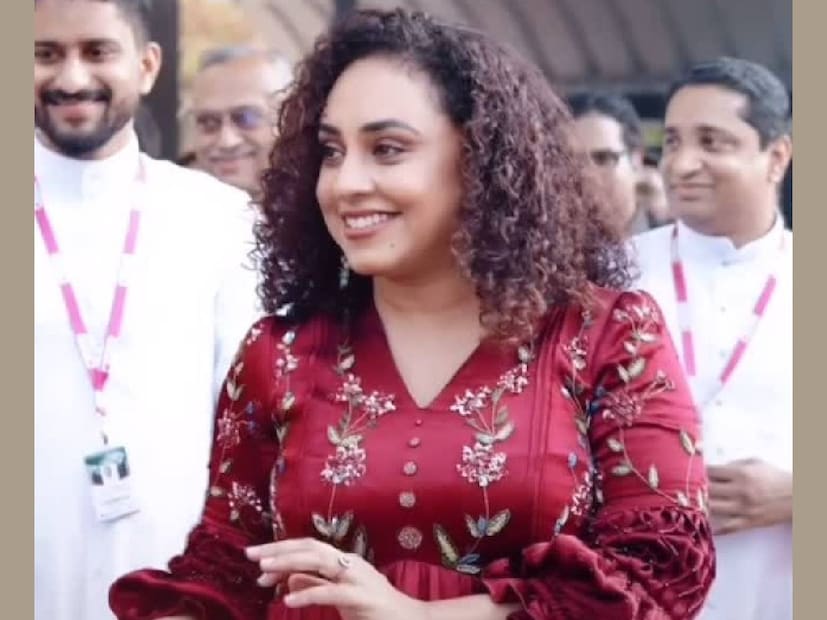 4.7 മില്യൺ ഫോളോവേഴ്സ് ഉള്ള ഇൻസ്റ്റഗ്രാം പേജിന്റെ ഉടമയാണ് പേളി മാണി. ഇവിടെയും യൂട്യൂബ് ചാനലിലും പേളി മാണിയുടെ പോസ്റ്റുകൾ കാണാം. വീഡിയോ പോസ്റ്റുകളാണ് കൂടുതലും. പേളി ഇപ്പോൾ മലയാളികൾക്കും അഭിമാനകരമായി മാറുകയാണ്. ഇന്ത്യയിലെ 10 ഇൻഫ്ലുവെൻസർമാരുടെ പട്ടികയിലെ ഏക മലയാളിയാണ് പേളി മാണി ഇപ്പോൾ. ബാക്കിയെല്ലാവരും മറ്റു സംസ്ഥാനങ്ങളിൽ നിന്നുള്ളവർ. ഈ നേട്ടത്തിൽ പേളിയെ കുറിച്ചോർത്തു സന്തോഷിക്കുകയാണ് ഭർത്താവായ ശ്രീനിഷ് അരവിന്ദ് 