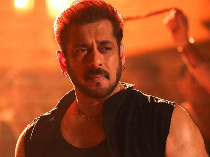 സിക്കന്ദർ എന്ന സിനിമയിലാണ് സൽമാൻ ഖാനെ ഏറ്റവും ഒടുവിലായി കണ്ടത്. അടുത്തതായി 'ബാറ്റിൽ ഓഫ് ഗാൽവാൻ' എന്ന സിനിമയിൽ അദ്ദേഹം വേഷമിട്ടു. അതേസമയം, കാജോൾ 'ദി ട്രയൽ സീസൺ 2'ലൂടെ മടങ്ങിയെത്തി. നൊയോനിക സെൻഗുപ്ത എന്ന കഥാപാത്രത്തെയാണ് കാജോൾ അവതരിപ്പിച്ചത്. വ്യക്തിപരമായി നേരിടുന്ന പ്രശ്നങ്ങളെ നിയമപരമായി നേരിടുന്ന കഥാപാത്രമാണ് കാജോളിന്റെത്