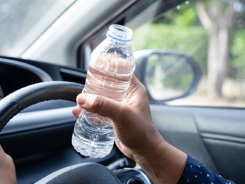 bottle water ,health problems , bottle water kept in car, Know about the health problems ,drink the bottle water kept in car, car, Drink Bottled Water, Drink Bottled Water in car, Drink Bottled Water good, Drink Bottled Water bad for health, Drink Bottled Water latest, Drink Bottled Water breaking, Drink Bottled Water latest breaking, Drink Bottled Water kept in car, Drink Bottled Water experts, Is it Safe to Drink Bottled Water kept in your Car, bottled water safety, plastic chemicals, hot car dangers, hydration tips, health risks, water bottle, bottled water, water bottle in car, Harmful effects of bottled water, Life, health, nutrition, medicine ,water bottle, bottled water, bottled water in car, safety, safety measures, safety measures in car, water storage, drinking water, water safety, plastic bottles, health risks, BPA, phthalates, hot car, health news, health, കുപ്പിവെള്ളം,കാറില്&#x200d; സൂക്ഷിച്ച കുപ്പിവെള്ളം,കുപ്പിവെള്ളം കുടിക്കാറുണ്ടോ,കാറില്&#x200d; സൂക്ഷിച്ച കുപ്പിവെള്ളം കുടിക്കാറുണ്ടോ,ആരോഗ്യപ്രശ്നങ്ങൾ ,ആരോഗ്യപ്രശ്നങ്ങൾ അറിയാം , ചൂട് , കാലാവസ്ഥ , വെള്ളം , ഹെൽത്ത് , ഹെൽത്ത് ന്യൂസ് ,
