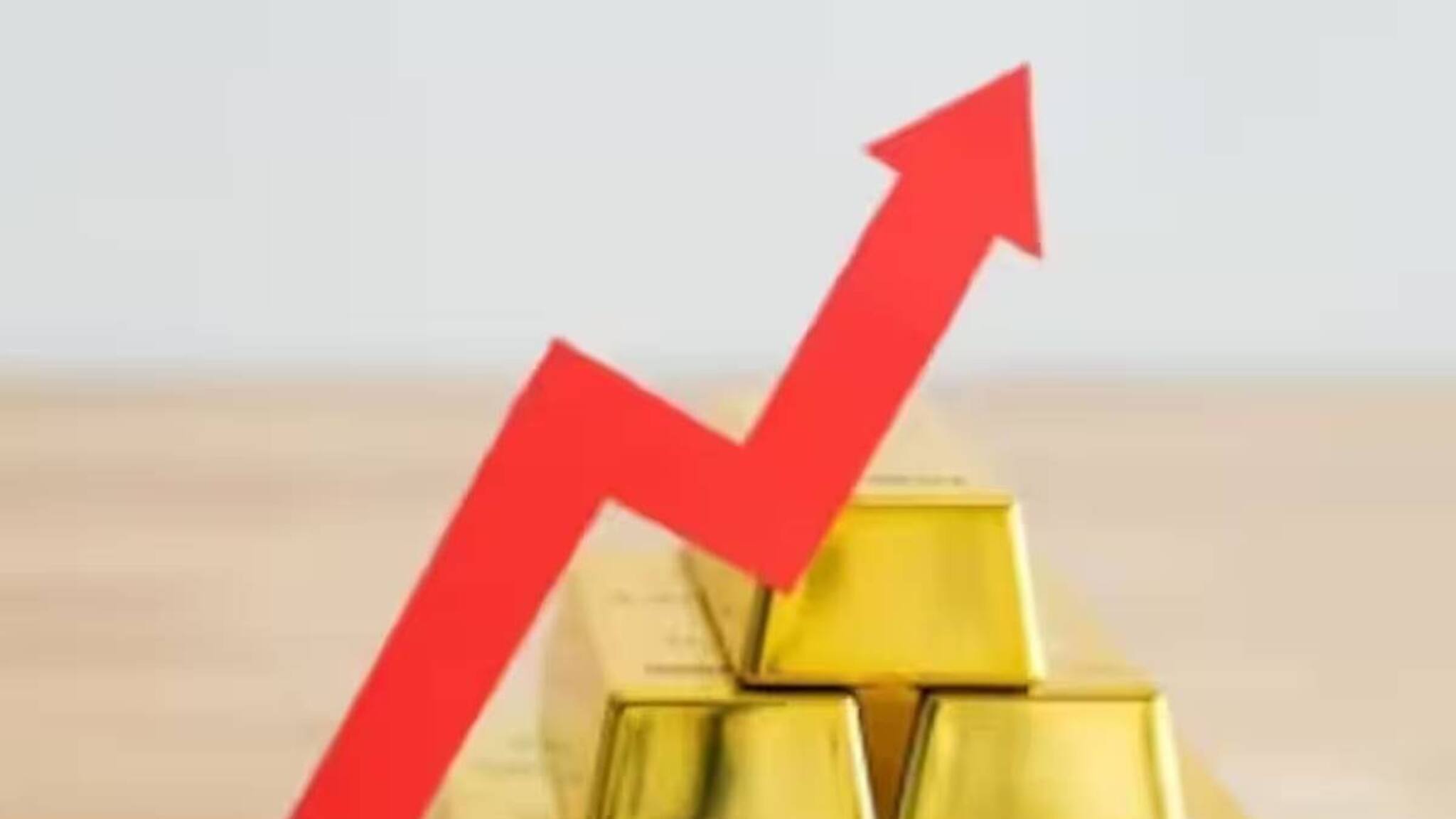 Gold Price Today: വീണ്ടും കുതിച്ചുയർന്ന് സ്വർണവില; ചരിത്രത്തിൽ ആദ്യമായി പവന് 65,000 കടന്നു