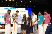 പുസ്തകം പൊതിയാനായി ബ്രൗൺ പേപ്പർ മുറിച്ചു കഷ്ടപ്പെടണ്ട;പുത്തൻ സംരംഭവുമായി പത്താം ക്ലാസുകാരി മവാസോയിൽ