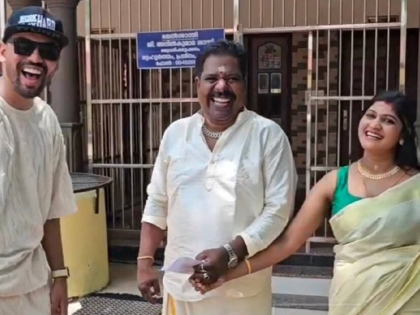 വളരെ ചെലവ് കുറഞ്ഞ വിവാഹമാണ് അച്ചായന്റെതും ആതിരയുടെയും. ഹാരവും പൂച്ചെണ്ടും വാങ്ങാനുളളതും, ക്ഷേത്രത്തിലെ ചടങ്ങിനുള്ള പണവും, അവിടുത്തെ ഒരു ദിവസത്തെ ചെലവ് ഇനത്തിനായുള്ള തുകയും മാത്രമാണ് നൽകേണ്ടി വന്നതെന്ന് അച്ചായൻ. വിവാഹ ചിലവുകൾ വഹിച്ചതും കൂട്ടുകാരനായ തൊപ്പിയാണ്. ഒരു സഹോദരൻ എന്ന നിലയിൽ വിവാഹത്തിന്റെ എല്ലാവിധ സഹായങ്ങളും നൽകി തൊപ്പി കൂടെയുണ്ടായിരുന്നു. വിവാഹ ദിവസത്തിൽ മാത്രമാണ് അക്കാര്യം പറഞ്ഞതെങ്കിലും ആ ഞെട്ടലോടെ തന്നെ തൊപ്പി എല്ലാ കാര്യങ്ങൾക്കും കൂടെ നിന്നു