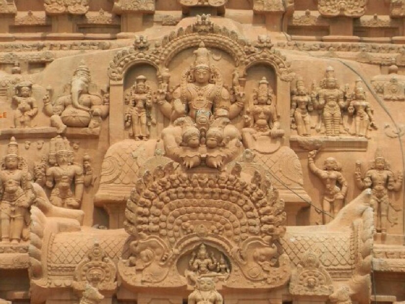 brihadeeswara temple, thanjavur temple, unesco wonder in thanjavur, thanjavur, thanja periya kovil, rajarajeswaram, hindu dravidian style temple, peruvudaiyar kovil, one of the largest shiva lingas in india, ancient shiva temple in thanjavur, places to visit in thanjavur, unesco world heritage sites in tamil nadu, Thanjavur, Brihadeeswara Temple, Tamil Nadu, Shiva Temple, Thanjavur Periya Kovil, Perunthachan, Brihadeeswara Temple, Chola emperor Rajaraja I, Tamil Nadu, ബൃഹദീശ്വര ക്ഷേത്രം, ചോള രാജാവ് രാജരാജ ഒന്നാമൻ, തമിഴ്നാട്