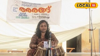 അരങ്ങിൽ കലാപ്രകടനം നടത്തി കുടുംബശ്രീ അംഗം