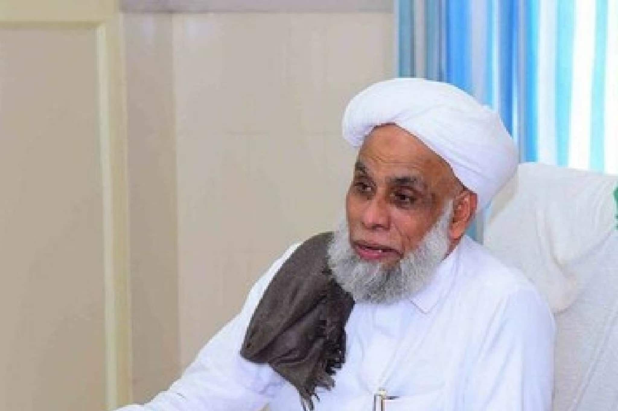 വഖഫ് സംരക്ഷണ റാലിയിൽ നിന്ന് ജിഫ്രി മുത്തുക്കോയ തങ്ങൾ പിൻമാറി;പാണക്കാട് സാദിഖലി തങ്ങളെ ക്ഷണിക്കാത്തതിൽ പ്രതിഷേധം