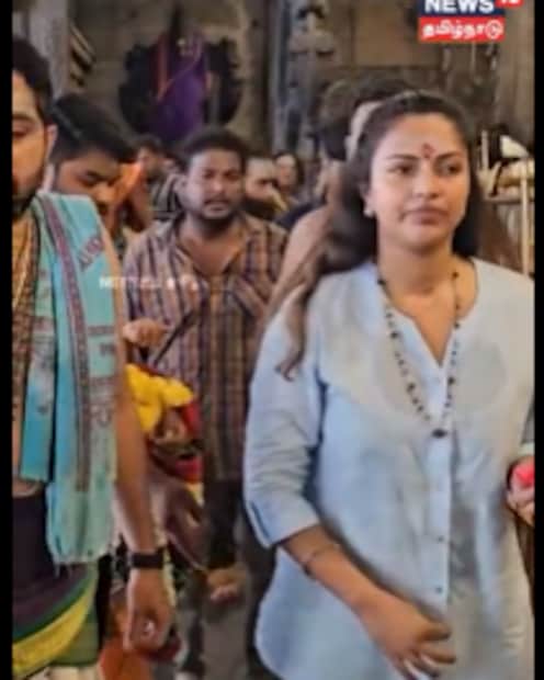  ക്ഷേത്രം മുഴുവൻ ചുറ്റി നടന്നുകണ്ട് പ്രാർ&#x200d;ത്ഥനകളും പൂജകളും അർപ്പിച്ചതിന് ശേഷമാണ് നടിയും ഭർത്താവും മടങ്ങിയത്. ഫ്രീ സൈസ് പൗഡർ ബ്ലു കുർത്തയും പൈജാമയും ധരിച്ച് സിംപിൾ ലുക്കിലാണ് അമല ക്ഷേത്ര ദർശനത്തിനെത്തിയത്. ഇതിന് മുമ്പും അമലയും ഭർത്താവ് ജ​ഗതും മകൻ ഇലൈയുമായി തിരുവണ്ണാമലൈയിൽ ദർശനത്തിന് എത്തിയിട്ടുണ്ട്.