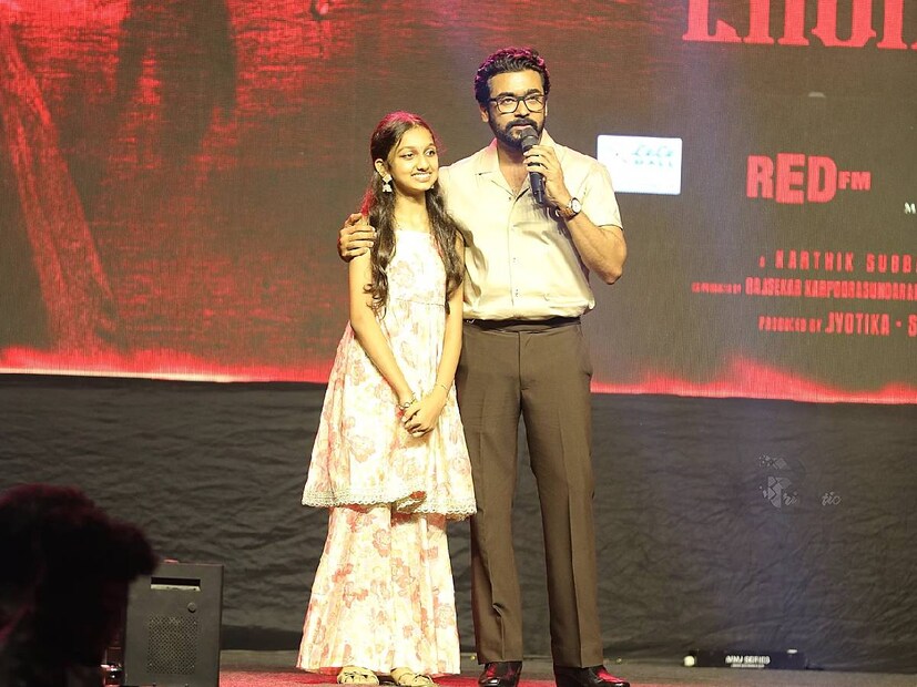 സന്തോഷ് നാരായണനാണ് സിനിമയുടെ സംഗീത സംവിധാനം നിർവഹിക്കുക. മെയ് ഒന്നിന് ഈ സിനിമ തിയേറ്ററുകളിലെത്തും. ചിത്രത്തിന്റേത് വേൾഡ്‌വൈഡ് റിലീസാണ്. നാസർ, പ്രകാശ് രാജ്, കരുണാകരൻ, വിദ്യാ ശങ്കർ, തമിഴ് തുടങ്ങിയവരാണ് ഈ സിനിമയിലെ മറ്റഭിനേതാക്കൾ. സെന്തില്&#x200d; സുബ്രഹ്‌മണ്യൻ നേതൃത്വം നൽകുന്ന വൈഗ മെറിലാന്&#x200d;ഡ് ആണ് സിനിമയുടെ വിതരണാവകാശം