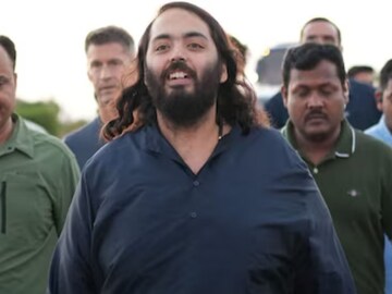 അനന്ത് അംബാനി ജാംനഗർ മുതൽ ദ്വാരകാധീഷ് ക്ഷേത്രം വരെയുള്ള 170-കിലോമീറ്റർ പദയാത്ര പൂർത്തിയാക്കി