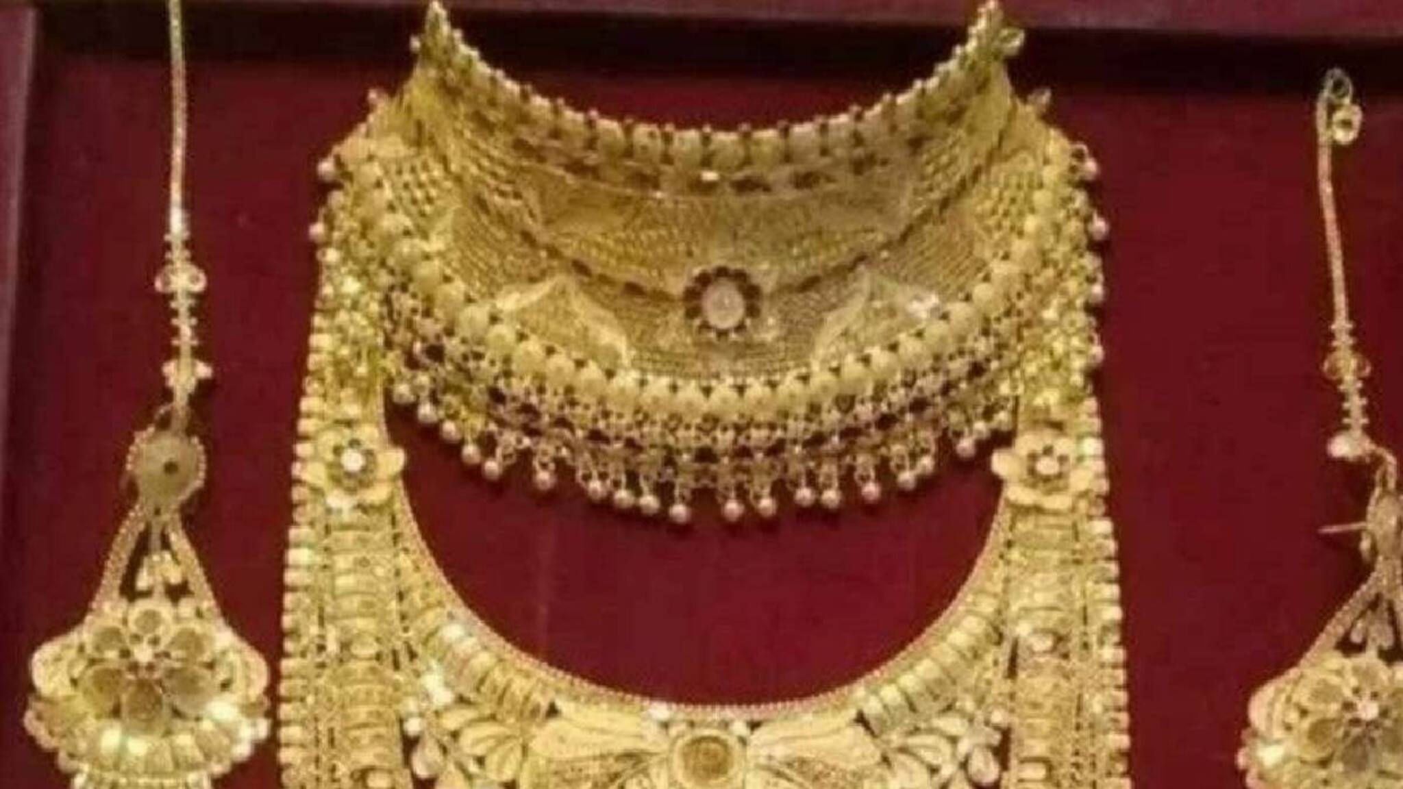 Gold Rate: സർവകാല റെക്കോർഡിൽ തുടർന്ന് സ്വർണവില; നിരക്ക്