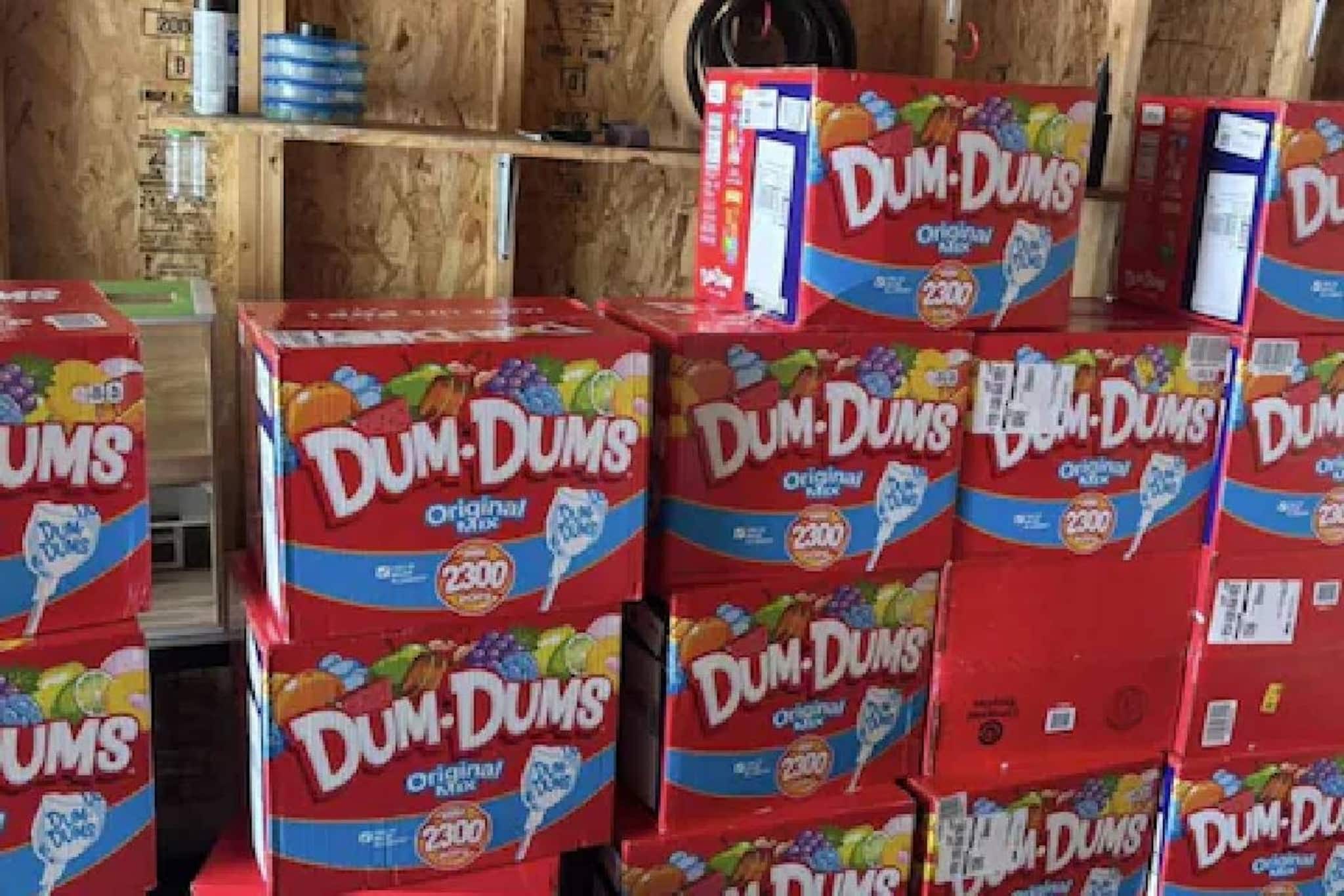 ഓണ്‍ലൈനില്‍ 70,000 ലോലിപ്പോപ്പ് ഓര്‍ഡര്‍ ചെയ്ത് എട്ടുവയസ്സുകാരന്‍; വില 3.3 ലക്ഷം രൂപ!