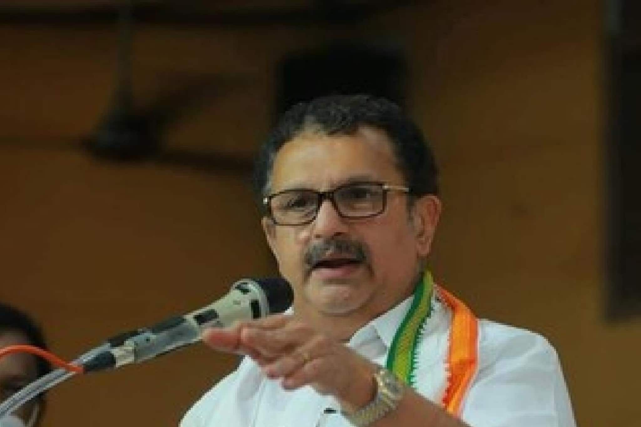 ഫോട്ടോ കണ്ടാൽ പ്രവർത്തകർ തിരിച്ചറിയുന്ന ആളാവണം കെപിസിസി പ്രസിഡണ്ട്; കെ മുരളീധരൻ