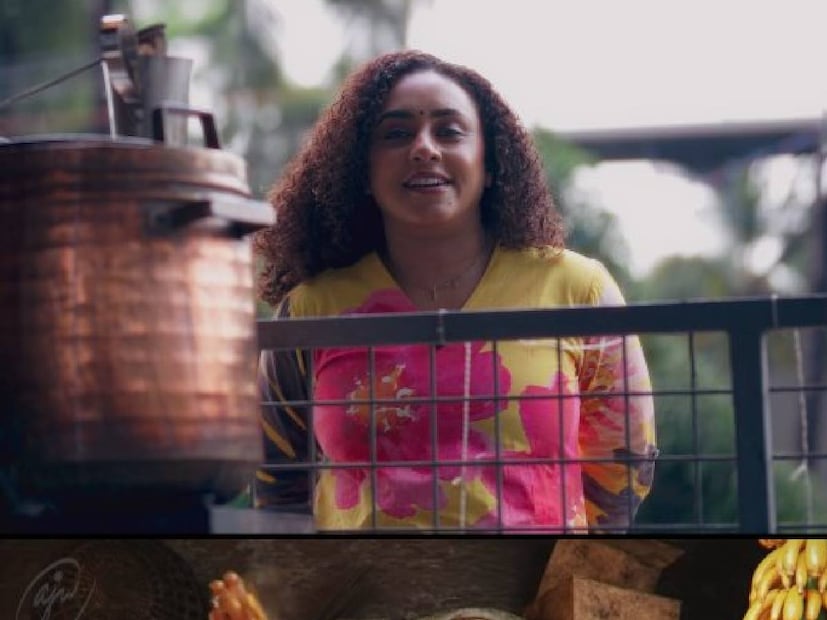 ജീവിതം പലവഴികളിലൂടെ പായുമ്പോഴും, കഠിനാധ്വാനവും അർപ്പണബോധവും പേളിക്കും ശ്രീനിഷിനും കൂട്ടായുണ്ട്. അതിന്റെ ആകെത്തുകയാണ് അവർക്കായി വന്നുചേർന്നിട്ടുള്ള പുത്തൻ നേട്ടവും. പേളിയുടെ കസിൻ കൂടിയായ ശരത്ത് ഡേവിസ് തന്റെ സഹോദരിയെയും അളിയനെയും അഭിന്ദിച്ചു കൊണ്ട് ഒരു ഇൻസ്റ്റഗ്രാം സ്റ്റോറി പോസ്റ്റ് ചെയ്തിരുന്നു. കഠിനാധ്വാനം എന്ന പദം എന്തുകൊണ്ടും ഇവർക്ക് അനുയോജ്യമാണ്. കാരണം ഇങ്ങനെയൊരു നേട്ടം നിരവധിപ്പേർ ആഗ്രഹിക്കുന്നുണ്ടാവും. അത്തരമൊരു സ്വപ്നം ഉള്ളിൽ ഒളിപ്പിച്ചു കൊണ്ടാകും, അവരും വിജയകരമായി മുന്നോട്ടു കുതിക്കുന്ന ഇൻഫ്ലുവെൻസർമാരുടെ പാതയിൽ യൂട്യൂബർമാർ ആവുന്നതും