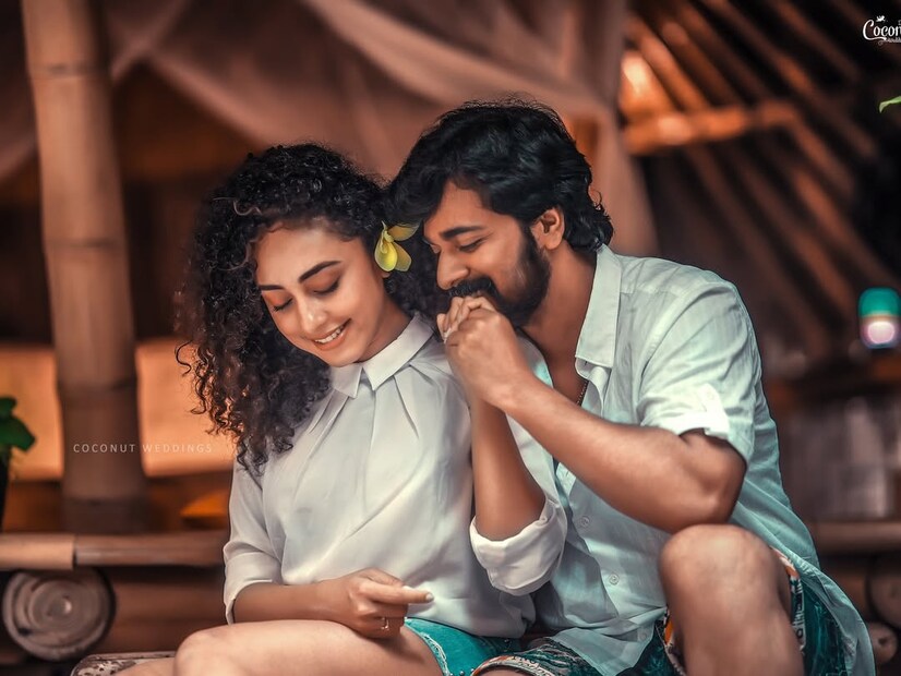  ഇപ്പോൾ ശ്രീനിഷുമൊത്തുള്ള തന്റെ 6 വർഷത്തെ ദാമ്പത്യ ജീവിതത്തെക്കുറിച്ച് പേളി പങ്കുവെച്ച കുറിപ്പാണ് സോഷ്യൽ മീഡിയയിൽ ശ്രദ്ധയാകുന്നത്.