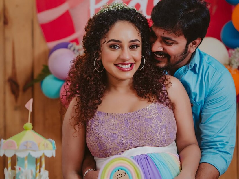  എന്നാൽ അതിലൂടെയെല്ലാം ഞങ്ങൾ ഒരു പ്രതിജ്ഞയെടുത്തു ലോകത്തെ നമ്മുടെ ചെറിയ പ്രപഞ്ചത്തിലേക്ക് ഒരിക്കലും പ്രവേശിക്കാൻ അനുവദിക്കരുത്. മൂന്നാം വ്യക്തിയില്ല, പുറം ശബ്ദമില്ല... നമ്മൾ മാത്രം.