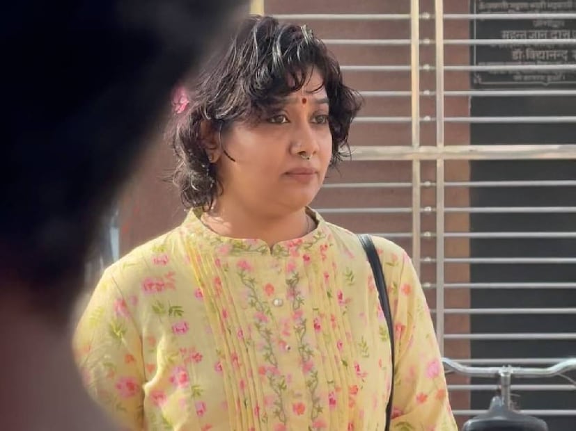 'മഴ' വിഷയമാക്കിക്കൊണ്ടുള്ള നൃത്ത പരിപാടിയാണ് മൺസൂൺ അനുരാഗ. ഒരാൾ മാത്രം സ്റ്റേജിൽ അവതരിപ്പിക്കുന്ന നൃത്തം എന്ന നിലയിൽ തുടങ്ങി, സംഘം ചേർന്നുള്ള പരിപാടിയായി അത് വികസിച്ചു. എന്നാൽ, എക്കാലവും രചനയ്ക്ക് ഓർത്തുവെക്കാൻ കഴിഞ്ഞ ദിവസത്തെ മൺസൂൺ അനുരാഗ വേദിയൊരുക്കി. ആ നല്ല നിമിഷത്തെക്കുറിച്ച് രചന ചിത്രങ്ങളും ഒരു നീണ്ട കുറിപ്പും പോസ്റ്റ് ചെയ്യുകയായിരുന്നു. രചന നാരായണന്കുട്ടിയുടെ കുറിപ്പിലേക്ക്. 'ഇക്കഴിഞ്ഞ ദിവസം ബേക്കൽ ഗോകുലം ഗോശാലയിൽ ഞാനും ശിഷ്യരും മോൺസൂൺ അനുരാഗ എന്ന നൃത്ത കാവ്യം അവതരിപ്പിച്ചപ്പോൾ, അനുഗ്രഹമായി നേരിയ ഒരു ചാറ്റൽ മഴ പെയ്യിച്ച് പ്രകൃതി ഞങ്ങളെ നനവോടെ സ്നേഹിച്ചു. (തുടർന്ന് വായിക്കുക)
