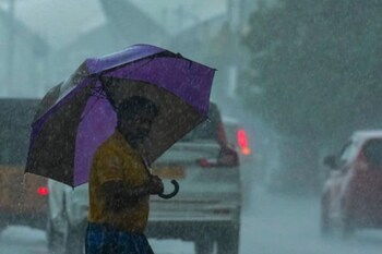 Kerala Weather update | വടക്കൻ ജില്ലകളിൽ നാളെ മഴ ശക്തമാകും; ഇന്ന് നാലിടത്ത് ഓറഞ്ച് അലർട്ട്