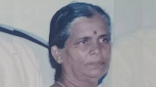 വീണു പരിക്കേറ്റു എന്നായിരുന്നു വീട്ടുകാർ ആദ്യം പറഞ്ഞിരുന്നത് വീണു പരിക്കേറ്റു എന്നായിരുന്നു വീട്ടുകാർ ആദ്യം പറഞ്ഞിരുന്നത്