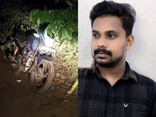 മുൻ വൈരാഗ്യമാണ് കൊലപാതകത്തിന് പിന്നിലെന്നാണ് വിവരം