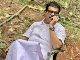 പി വി അൻവർ