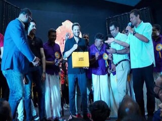 ഇന്ത്യയെ പരിഹസിച്ച പാക് മുൻ ക്രിക്കറ്റ് താരം ഷാഹിദ് അഫ്രീദിക്ക് ദുബായ് മലയാളി സംഘടന നൽകുന്ന സ്വീകരണം
