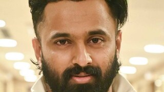 ഉണ്ണി മുകുന്ദൻ‌