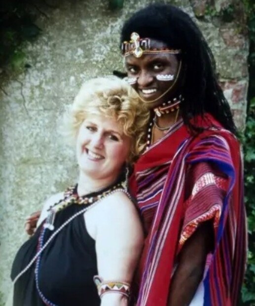 uk woman, uk woman left husband kids, Kenyan tribesmen, Kenyan ,Kenya, tribesmen ,holiday fling 30 years on she regrets it, holiday romance regret, British woman Kenya, tribal man love story, Cheryl Thomasgood, Masai tribe relationship, holiday love mistake, Bamburi Beach Hotel, cross-cultural marriage, viral news, ഭർത്താവിനെയും കുഞ്ഞിനെയും ഉപേക്ഷിച്ച്,കെനിയക്കാരനെ വിവാഹം, 30 വർഷത്തിനു ശേഷം സ്ത്രീയുടെ ഖേദം,സ്ത്രീയുടെ ഖേദം, കെനിയ , കെനിയക്കാരൻ, ഡാനിയേൽ , ചെറിൽ , പ്രണയം, ഭർത്താവ് , കുഞ്ഞ് , മൊംബാസ, ബംബുരി ബീച്ച് , വൈറൽ ന്യൂസ് , ടൂർ 