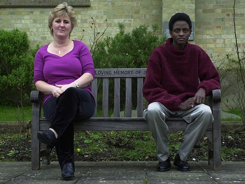 uk woman, uk woman left husband kids, Kenyan tribesmen, Kenyan ,Kenya, tribesmen ,holiday fling 30 years on she regrets it, holiday romance regret, British woman Kenya, tribal man love story, Cheryl Thomasgood, Masai tribe relationship, holiday love mistake, Bamburi Beach Hotel, cross-cultural marriage, viral news, ഭർത്താവിനെയും കുഞ്ഞിനെയും ഉപേക്ഷിച്ച്,കെനിയക്കാരനെ വിവാഹം, 30 വർഷത്തിനു ശേഷം സ്ത്രീയുടെ ഖേദം,സ്ത്രീയുടെ ഖേദം, കെനിയ , കെനിയക്കാരൻ, ഡാനിയേൽ , ചെറിൽ , പ്രണയം, ഭർത്താവ് , കുഞ്ഞ് , മൊംബാസ, ബംബുരി ബീച്ച് , വൈറൽ ന്യൂസ് , ടൂർ 