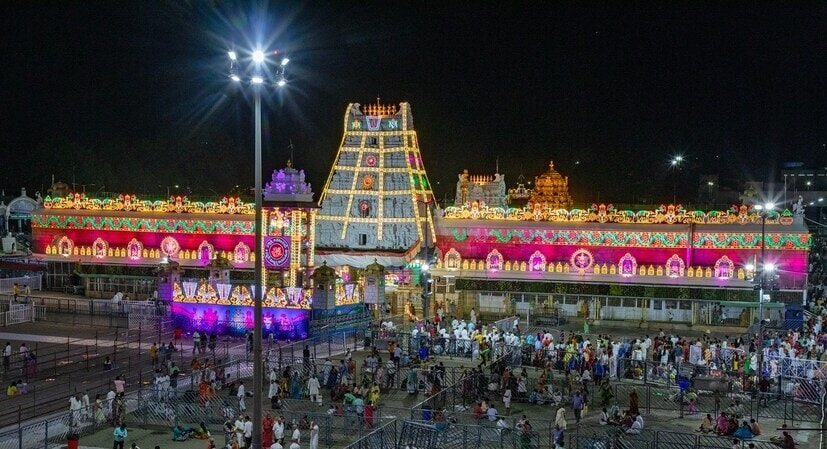 Richest temples in India, Rich temples, Tirupati temple, Padmanabhaswamy temple, richest temples in India, wealth of temples in india, gold in temples of india, 10 richest temples and their net worth, which is the richest temple in india, temples in India, temples to visit in India, temple towns in India, temples in Tamil Nadu, Jagannath Puri Temple, TTD temple, tirumala tirupathi temple, ഇന്ത്യയിലെ ഏറ്റവും സമ്പന്നമായ 10 ക്ഷേത്രങ്ങൾ,സമ്പന്നമായ 10 ക്ഷേത്രങ്ങൾ,ഒരു ക്ഷേത്രത്തിന്റെ ആസ്തി,3 ലക്ഷം കോടി രൂപ, തിരുമല തിരുപ്പതി ക്ഷേത്രം , തിരുപ്പതി ക്ഷേത്രം,ശ്രീ പത്മനാഭ സ്വാമി ക്ഷേത്രം,ഗുരുവായൂർ ,വൈഷ്ണവ ദേവി ക്ഷേത്രം,ഷിർദ്ദി സായിബാബ മന്ദിർ ,പഞ്ചാബിലെ സുവർണ്ണ ക്ഷേത്രം,മധുര മീനാക്ഷി ക്ഷേത്രം,സിദ്ധി വിനായകർ ക്ഷേത്രം ,സോമനാഥ ക്ഷേത്രം,പുരി ജഗന്നാഥ ക്ഷേത്രം,ക്ഷേത്രങ്ങൾ,