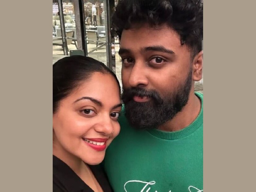 ഇന്നിപ്പോൾ കൂട്ടുകാരൻ നിമിഷ് രവിയുടെ ഒപ്പമുള്ള ചിത്രം ഉൾപ്പെടെ എടുത്ത് പോസ്റ്റ് ചെയ്തുകൊണ്ട് അഹാന നൽകിയ ബി.ജി.എമ്മിലാണു പണിപാളിയത്. അടുത്ത ചിത്രത്തിന്റെ പണിപ്പുരയിലേക്ക് പുറപ്പെടുന്ന നിമിഷിന് ആശംസ പറഞ്ഞുകൊണ്ടുള്ളതായിരുന്നു പോസ്റ്റ്. ടൊവിനോ തോമസ് നായകനായി വേഷമിട്ട 'നരിവേട്ട' എന്ന ചിത്രത്തിലെ ഗാനത്തിലെ 'നാമല്ലോ തീരത്തെ ഓളങ്ങൾ...' എന്ന ഭാഗമാണ് ബി.ജി.എം. എന്നാൽ അഹാന ഇതിനെ 'ലാവല്ലോ തീരത്തെ ഓളങ്ങൾ...' എന്നാക്കി മാറ്റി. വരികളിൽ ശരിക്കും 'ലാവല്ലോ' തീരത്തെ എന്ന് അഹാന അടിയുറച്ചു വിശ്വസിച്ചു