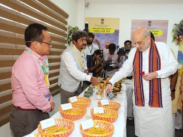 News18