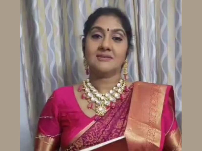 ആദ്യവിവാഹ ബന്ധം വിവാഹമോചനത്തിൽ അവസാനിച്ചപ്പോൾ, രണ്ടാം വിവാഹത്തിൽ ഭർത്താവിന്റെ അകാലമരണം നേരിടേണ്ടതായി വന്നു അഞ്ജുവിന്. നിലവിൽ സഞ്ജയ് അമ്പലപ്പറമ്പത്ത് എന്ന വ്യക്തിയുമായി ലിവിങ് ടുഗെദർ ബന്ധം നയിച്ച് വരികയാണ് അഞ്ചു. കഴിഞ്ഞ അഞ്ച് വർഷങ്ങളായി ഈ ബന്ധം തുടരുന്നു. ചലച്ചിത്ര നിർമാതാവ് എന്നാണ് ഇദ്ദേഹം സോഷ്യൽ മീഡിയ പേജുകളിൽ നൽകിയിട്ടുള്ള ബയോ. ഇന്ന് ബംഗളുരുവിൽ ഒരു ഡാൻസ് ടീച്ചർ എന്ന നിലയിൽ തനിക്കൊരു മേൽവിലാസം സൃഷ്‌ടിക്കാൻ കാരണക്കാരൻ സഞ്ജയ് ആണെന്ന് അഞ്ചു അരവിന്ദ് പറയുന്നു