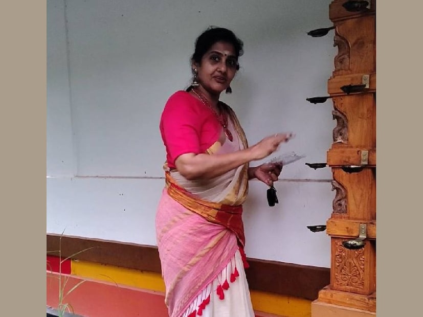 ഒരു നൃത്ത ക്‌ളാസിലാണ് തങ്ങൾ ആദ്യം കണ്ടുമുട്ടിയത് എന്ന് അഞ്ചു അരവിന്ദ്. അക്കാലങ്ങളിൽ മൊബൈൽ ഫോണുകൾ ഉണ്ടായിരുന്നില്ല. അങ്ങനെയവർ ഇരുവഴി പിരിഞ്ഞു. എന്നാൽ, ജീവിതവഴിയിൽ വീണ്ടും കണ്ടുമുട്ടാൻ വിധിയുണ്ടായിരുന്നു ഇവർക്ക്. ബംഗളുരുവിലെ തന്റെ നൃത്ത വിദ്യാലയത്തിന് പേര് നൽകിയത് സഞ്ജയ് ആണ് എന്ന് അഞ്ചു. 'അഞ്ചു അരവിന്ദ് അക്കാദമി ഓഫ് ഡാൻസ്' എന്നാണ് അഞ്ജുവിന്റെ നൃത്ത വിദ്യാലയത്തിന് പേര്. ഇന്ന് പ്ലസ് വണ്ണിൽ പഠിക്കുന്ന ഒരു മകളുടെ അമ്മയാണ് അഞ്ചു 