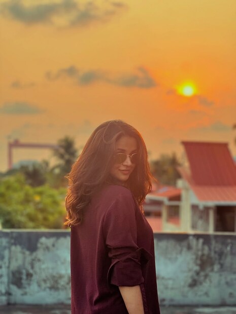  കൂടാതെ ഭാവനയുടെ ആരാധകക്കൂട്ടവും ആശംസകളുമായി എത്തിയിട്ടുണ്ട്. മലയാളത്തിലെന്നോണം തമിഴിലും തെലുങ്കിലും എല്ലാം സജീവമായിരുന്ന ഭാവനയക്ക് ആരാധകർ ഏറെയാണ്.
