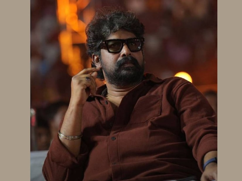 ഭാഷയുടെ പേരിൽ അടുത്തിടെ 'ചുരുളി' കേരള ഹൈക്കോടതിയുടെ നിയമപരമായ പരിശോധനയ്ക്ക് വിധേയമായിരുന്നു. ചിത്രത്തിലെ പ്രത്യേക രംഗങ്ങൾ പരിശോധിച്ച ശേഷം, ജസ്റ്റിസ് എൻ. നാഗരേഷ്, ഭാഷ പൊതു മര്യാദയുടെ ലംഘനമാണെന്ന് നിരീക്ഷിച്ചു
