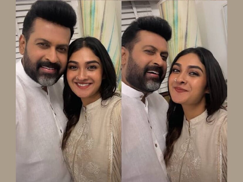 വർഷങ്ങളായുള്ള ചോദ്യത്തിന് മറുപടിയെന്നോണം നടൻ മനോജ് കെ. ജയന്റെയും (Manoj K. Jayan) നടി ഉർവശിയുടെയും (Urvashi) മകൾ കുഞ്ഞാറ്റ (Kunjatta) സിനിമയിൽ വരുന്ന വിവരം ഏവരും അറിഞ്ഞിരിക്കും. 'സുന്ദരിയായവൾ സ്റ്റെല്ല' എന്ന ചിത്രത്തിലൂടെയാണ് കുഞ്ഞാറ്റയുടെ അരങ്ങേറ്റം. അമ്മയുടെ ഒപ്പം സിനിമാ പ്രൊമോഷൻ പരിപാടികളിൽ പങ്കെടുത്തു വന്ന കുഞ്ഞാറ്റയെ കണ്ടത് മുതലേ ഒരു സിനിമാ പ്രവേശം അടുത്തെവിടെയോ പതിയിരുന്നുവെന്നു വേണം പറയാൻ. പുതിയ സിനിമയെ സംബന്ധിച്ച വാർത്താസമ്മേളനത്തിൽ, കുഞ്ഞാറ്റ മനോജിന്റെ ഒപ്പമായിരുന്നു പങ്കെടുത്തത്. മികച്ച വിദ്യാഭ്യാസവും കോർപ്പറേറ്റ് മേഖലയിലെ ജോലിയും ഒക്കെ സ്വന്തമാക്കിയ ശേഷം മാത്രമാണ് കുഞ്ഞാറ്റ എന്ന തേജാലക്ഷ്മി ജയൻ സിനിമയുടെ വിളികേട്ടത്