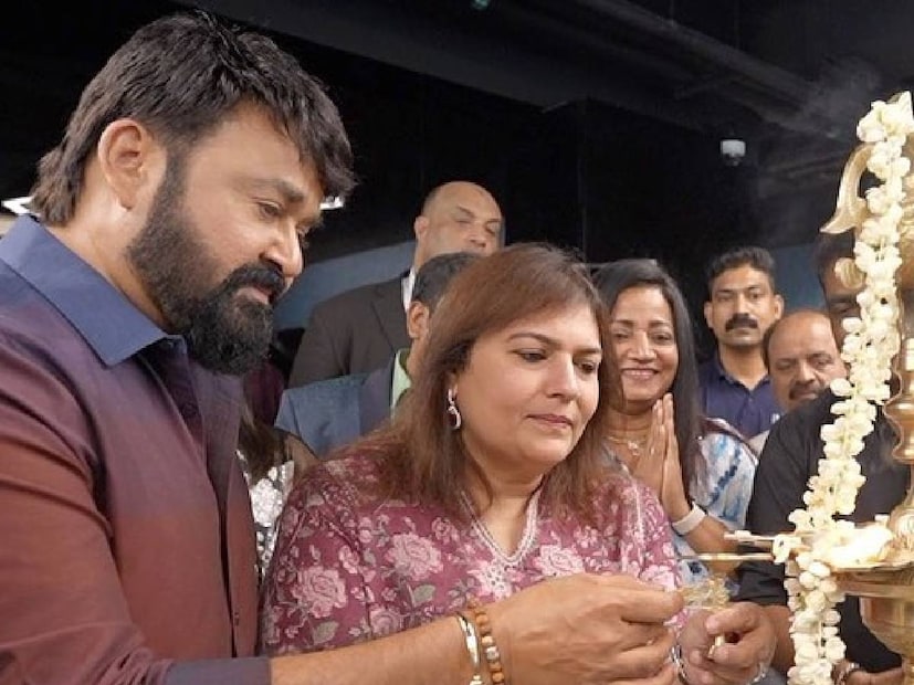 'മഞ്ഞിൽ വിരിഞ്ഞ പൂക്കൾ' സിനിമയിലെ അഭിനയത്തിൽ വെറുപ്പ് തോന്നിയിരുന്നു എന്ന് സുചിത്ര സമ്മതിക്കുമ്പോഴും, അത് ഇഷ്‌ടത്തിലേക്ക് വഴിമാറാൻ അധിക കാലതാമസം ഉണ്ടായിരുന്നില്ല. 'എന്റെ മാമാട്ടിക്കുട്ടിയമ്മയ്ക്ക്' എന്ന ചിത്രം കണ്ടതും മോഹൻലാലിനോട് ഇഷ്‌ടം തോന്നിത്തുടങ്ങി എന്ന് സുചിത്ര. പതിയേ ഇഷ്‌ടം പ്രണയമാവുകയും, സുചിത്ര മോഹൻലാലിനെ വിവാഹം ചെയ്യുകയുമായിരുന്നു. തിരുവനന്തപുരത്തു നടന്ന ഒരു വിവാഹത്തിൽ മോഹൻലാലിനെ ആദ്യമായി കാണുമ്പോൾ പ്രണയം തോന്നുകയും, അന്നൊരു ഇരട്ടപ്പേര് സുചിത്ര മോഹൻലാലിന് നൽകുകയും ചെയ്തിരുന്നു