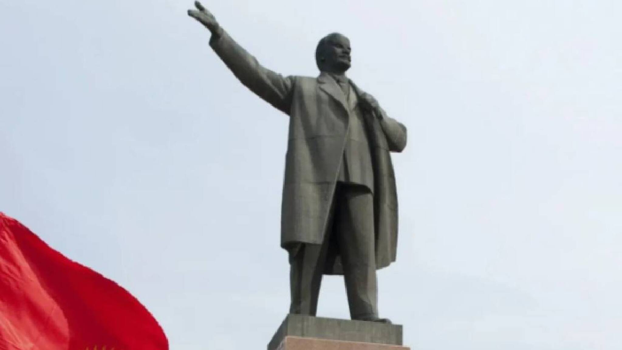 ലെനിൻ്റെ ആ പ്രതിമ എങ്ങോട്ട് പോയി?